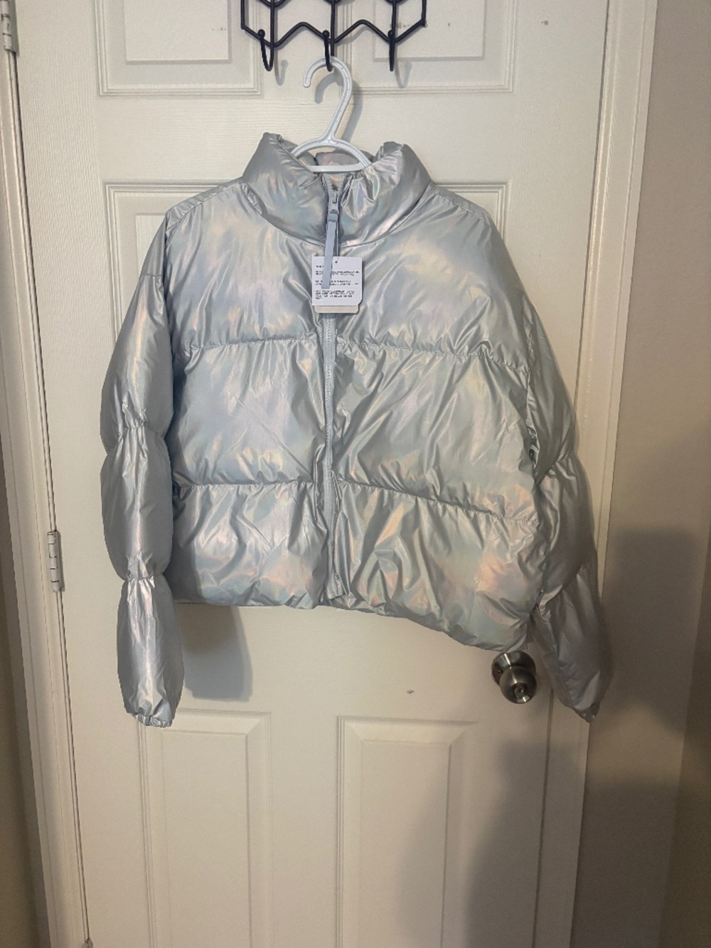Fabletics Wander Holographic Cropped Puffer Jacket